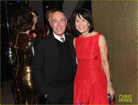 david geffen donovan michaels|David Geffen Posts Photo with Model Donovan。